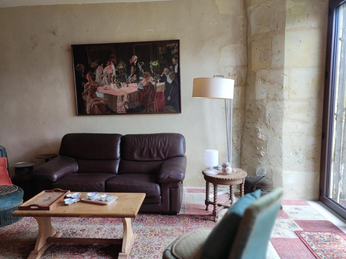 Le Gite De Sissi Lavardin  Luaran gambar